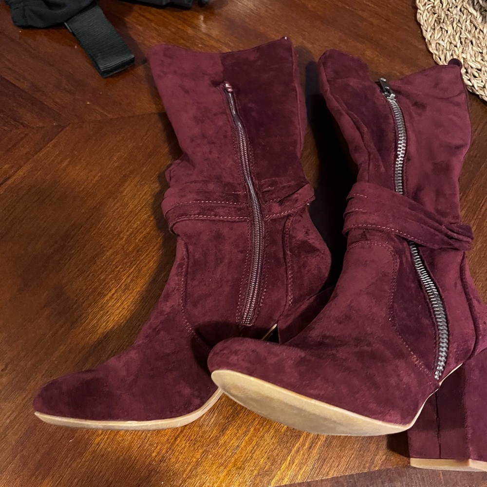 Wine/Burgandy Suede Leather boots